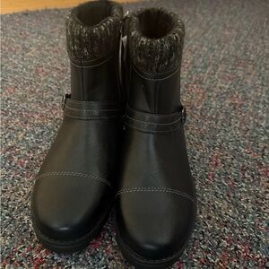 J Sport Boots with Knit Trim